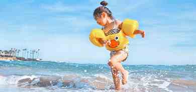 Giochi d'acqua per l'estate dei ragazzi