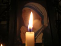Madre Teresa in preghiera